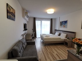 Corvin Holiday Apartments Hotel