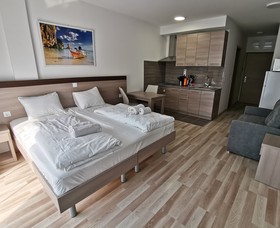 Corvin Holiday Apartments Hotel