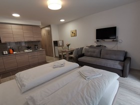Corvin Holiday Apartments Hotel