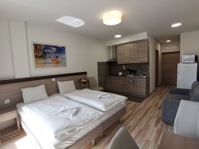 Corvin Holiday Apartments Hotel