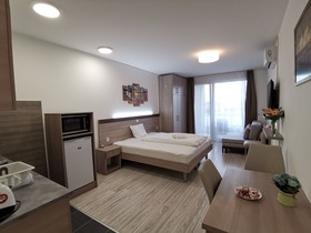 Corvin Holiday Apartments Hotel