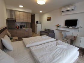 Corvin Holiday Apartments Hotel