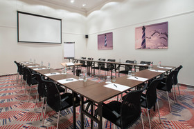 Estilo Fashion Hotel