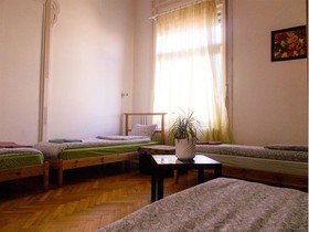 Gaia Hostel