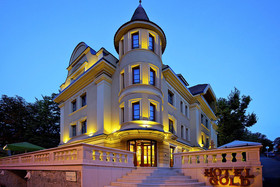 Gold Hotel Apartments