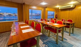 Grand Jules - Boat Hotel
