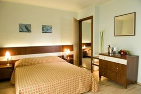 Holiday Beach Budapest Wellness & Conference Hotel