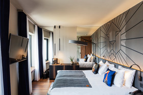 Hotel Clark
