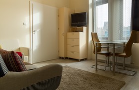 Hotel Mika Downtown