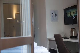 Hotel Mika Downtown