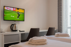Hotel Mika Downtown