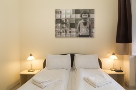 Hotel Mika Downtown