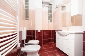 Like Home Opera Apartments