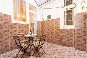Like Home Opera Apartments