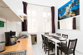 Like Home Opera Apartments