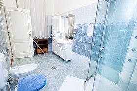 Like Home Opera Apartments