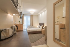 Maple Tree Apartments
