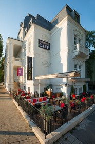 Mirage Medic Hotel