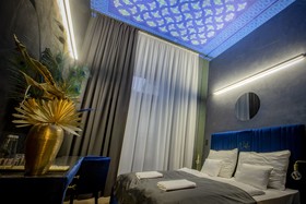 Noble Hotel