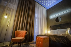 Noble Hotel