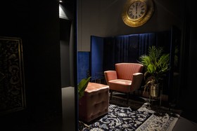 Noble Hotel