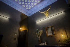 Noble Hotel