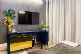 Noble Hotel
