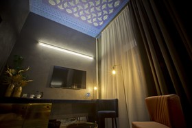 Noble Hotel