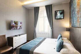 Opera Garden Hotel & Apartments