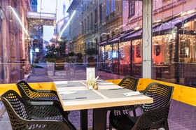 Opera Garden Hotel & Apartments