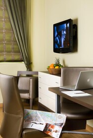 Opera Garden Hotel & Apartments