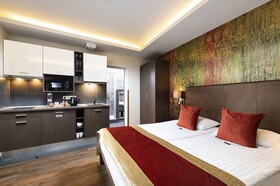 Opera Garden Hotel & Apartments