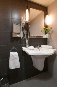 The Honest Budapest by chic&basic