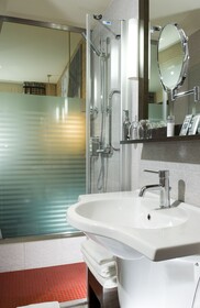 The Honest Budapest by chic&basic