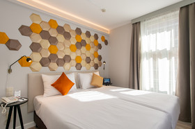 The Three Corners Hotel Art
