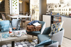 The Three Corners Hotel Art
