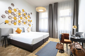The Three Corners Hotel Art