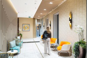 Three Corners Avenue Hotel