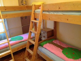 Yolo Hostel