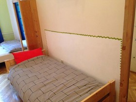 Yolo Hostel