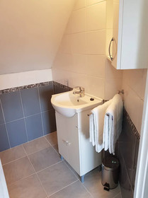 Airport16 B&B