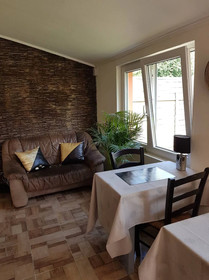 Airport16 B&B