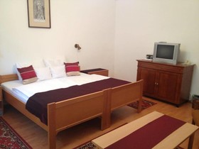 Savoyai Kastelyszallo