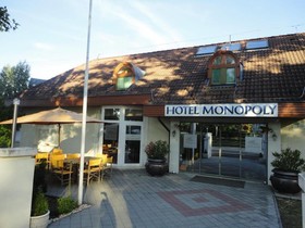 Hotel Monopoly