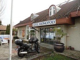 Hotel Monopoly