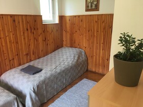 Mella Holiday House