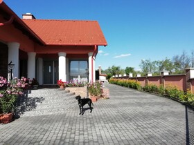 Villa Piros
