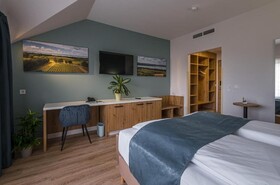 Kistucsok Etterem Food & Room