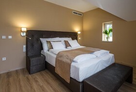 Kistucsok Etterem Food & Room
