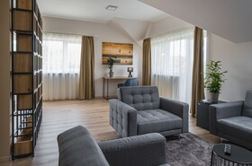 Kistucsok Etterem Food & Room